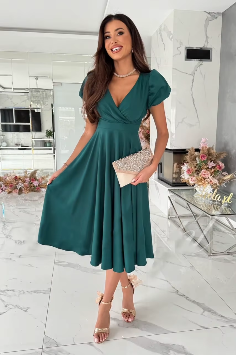 Anika - Elegant V-Neck Midi Dress for Weddings and Special Occasions - Brighter Fashion