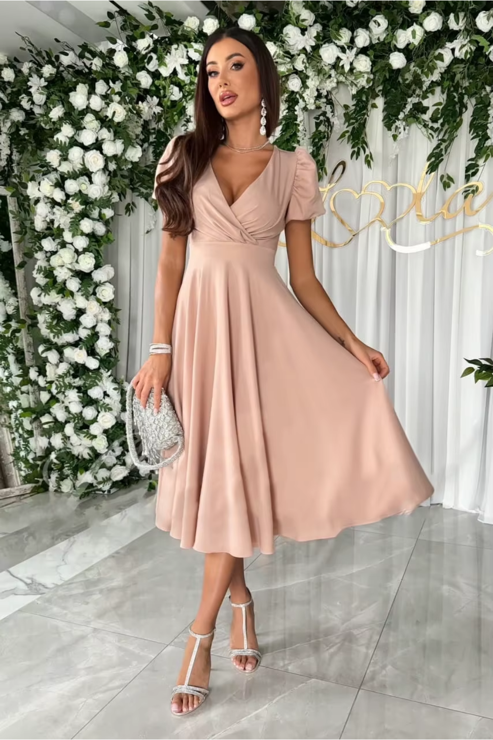 Anika - Elegant V-Neck Midi Dress for Weddings and Special Occasions - Brighter Fashion