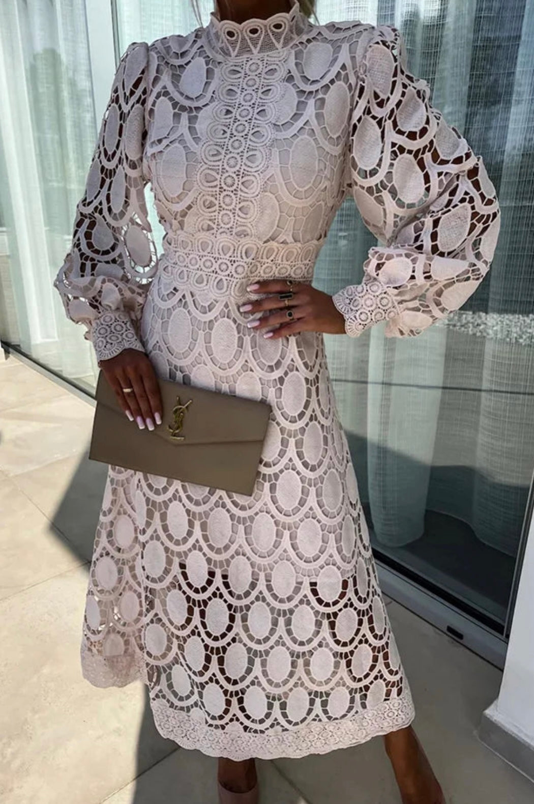 Sara - Elegant Lace Dress - Brighter Fashion