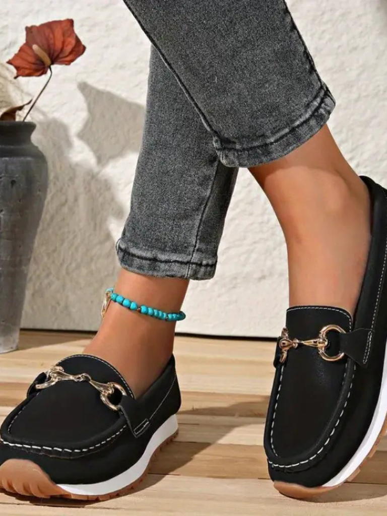 Isla | Chain Detail Loafers