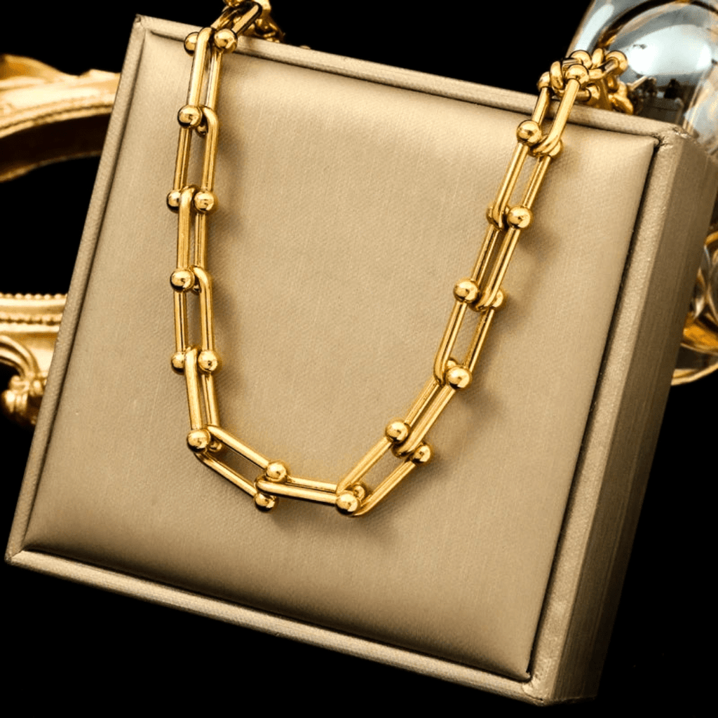Zeva | Golden Hour Necklace and Bracelet Glow Set