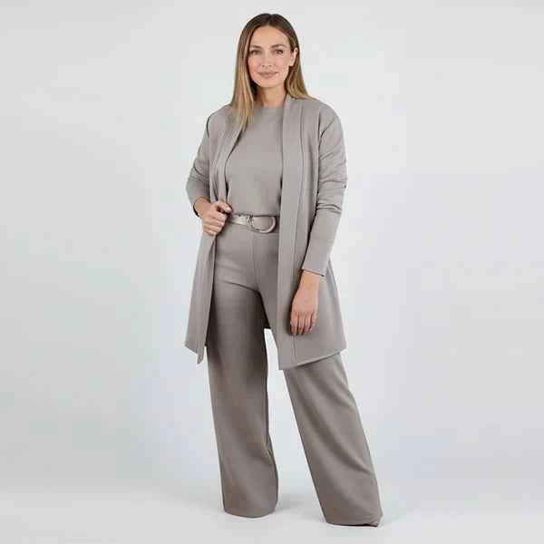 Karina | Shape Enhancing 3-piece set with stretch