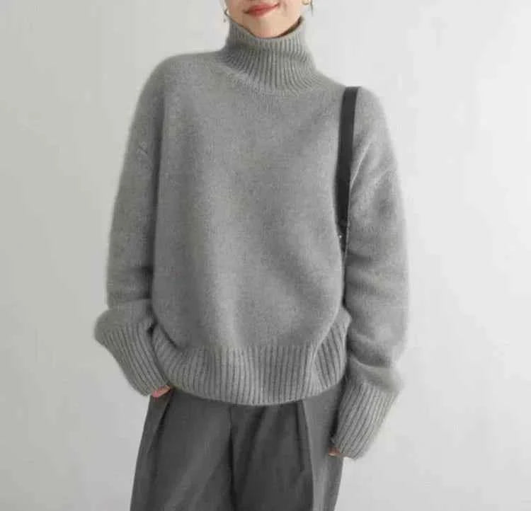 Nolene | Minimalist High-Neck  Sweater