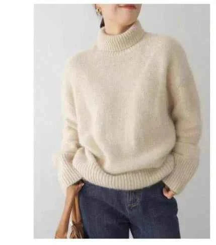 Nolene | Minimalist High-Neck  Sweater