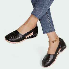 Strazoro | Instapschoenen met Geperforeerd Design voor (Dames)