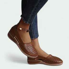 Strazoro | Instapschoenen met Geperforeerd Design voor (Dames)