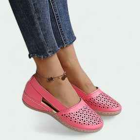 Strazoro | Instapschoenen met Geperforeerd Design voor (Dames)